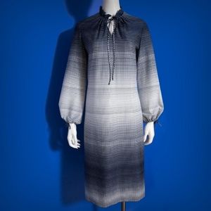 1960s/70s Vintage Union MadeNavy & White Gradient Puff Sleeve Dress